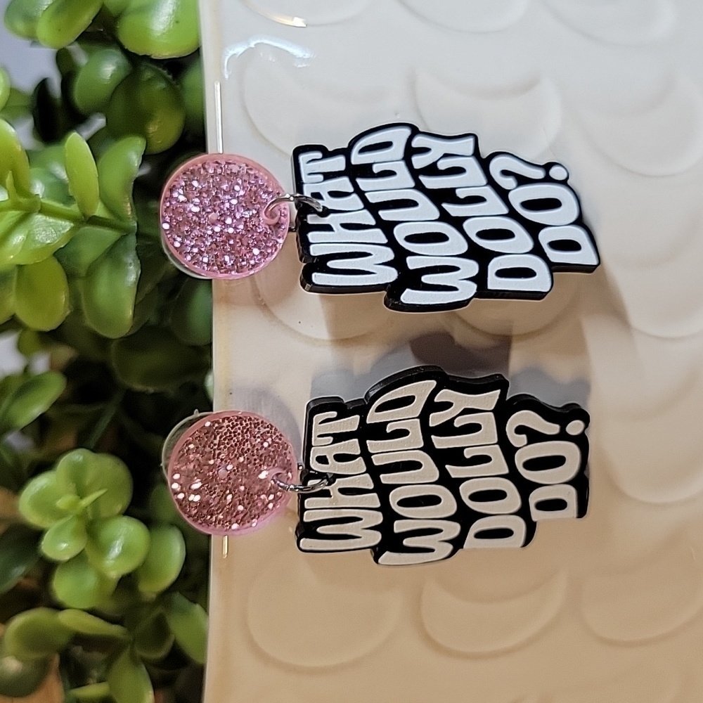Last Pair What Would Dolly Do Earrings 16$
